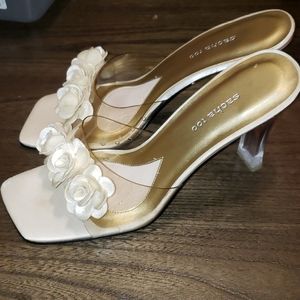 Sacha Too Yanni Clear Peep Toe Floral Lucite Heel
